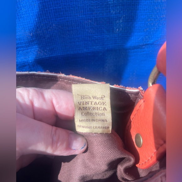 Genuine leather cross body hippie handbag NINE WEST New with tags - Picture 7 of 13